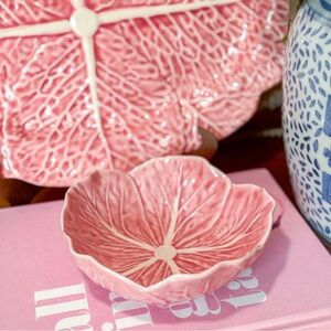 Bordallo Pinheiro Pink Cabbageware Bowl Cabbage Lettuce Berry Cereal Catchall
